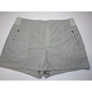Athleta Shorts 16 Khaki Beige Trekkie Pull On Athletic Zippered Pockets